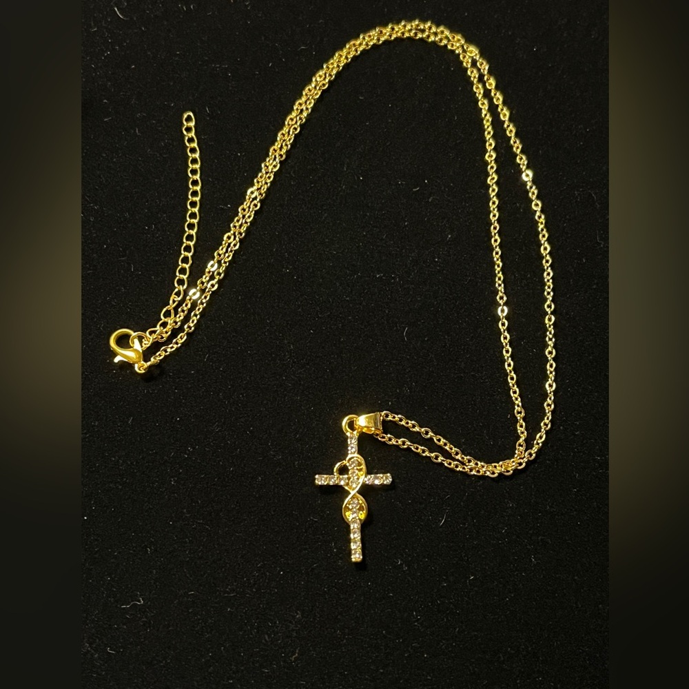 Yellow Gold Cross Pendant Necklace